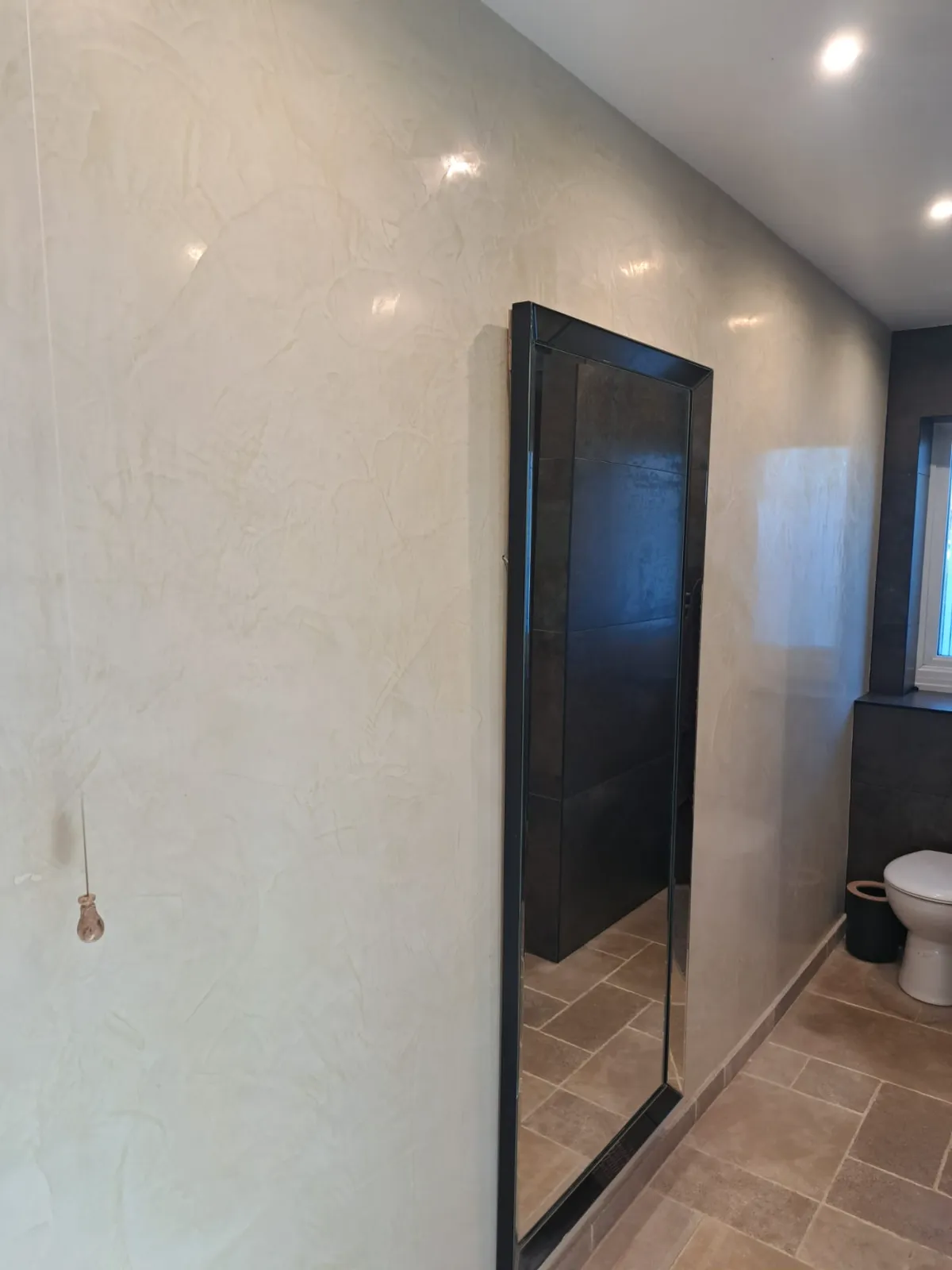 Bathroom wall, Stucco Antico
